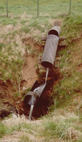 photo d'un égout dans l'abîme des Auges